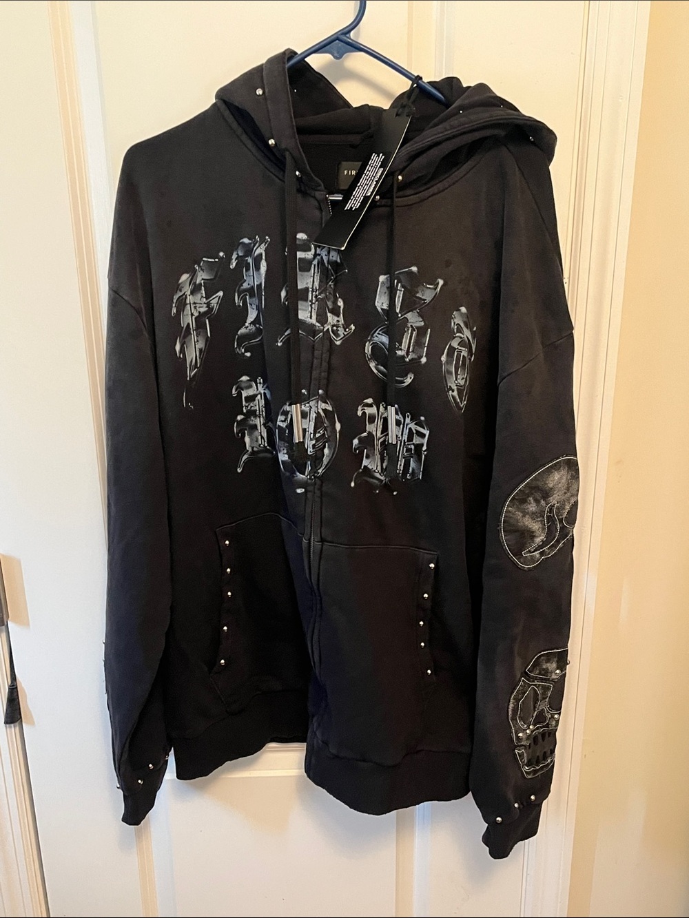 Amazing First Row Rhinestone Zip Up NWT! - Picture 1 of 5